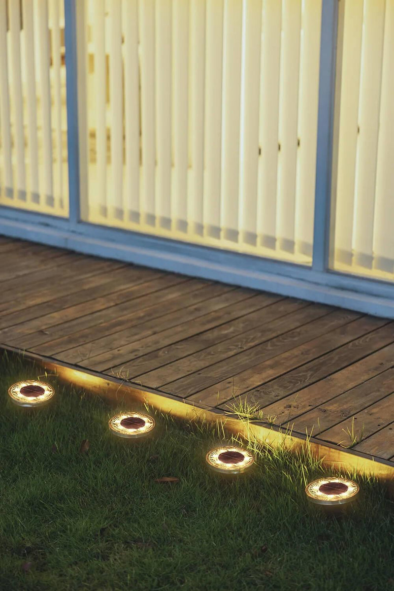 LUMINÁRIA LED SOLAR PARA JARDIM - Ideal Simple